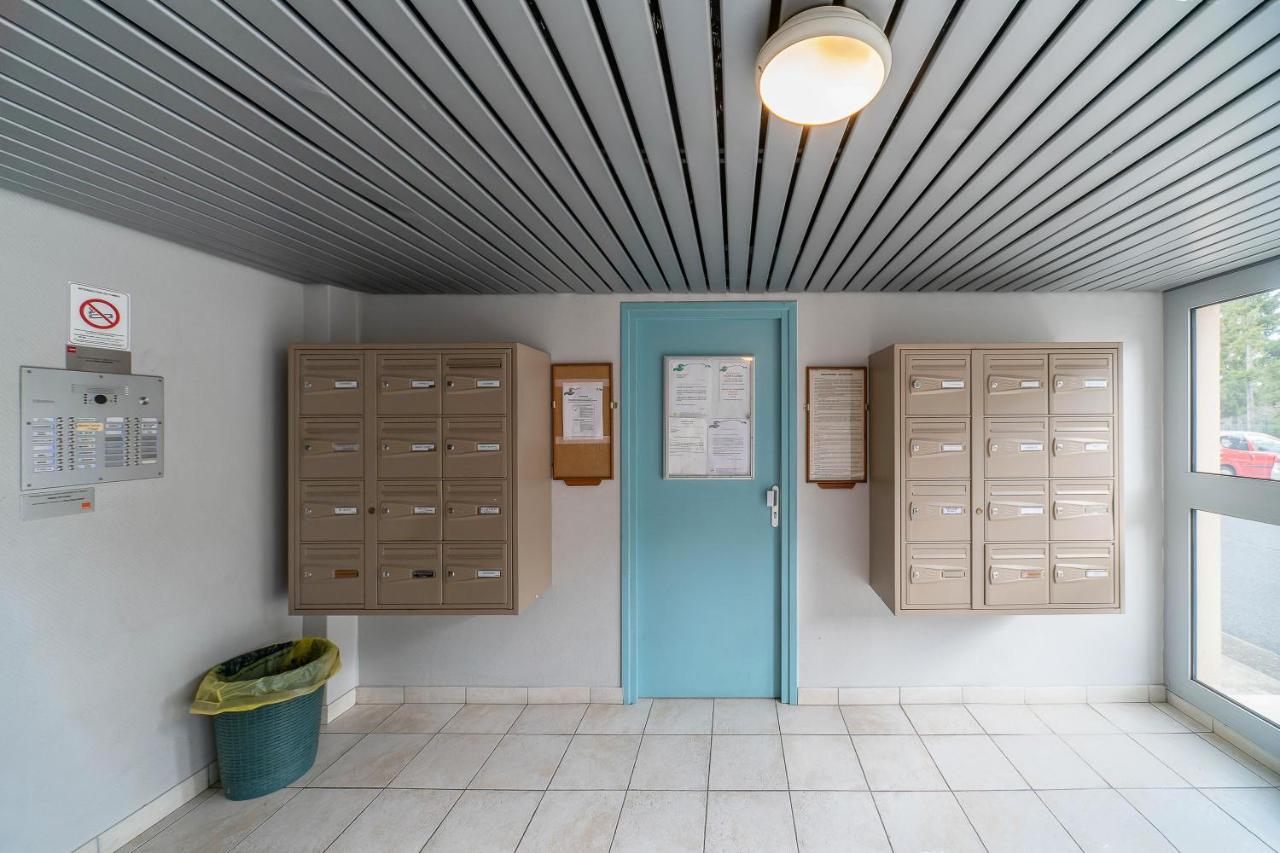 Le Raymond - Appartement Proche Du Centre Sportif, Des Rives De L'Allier Et Du Centre-Ville - Parking Виши Екстериор снимка