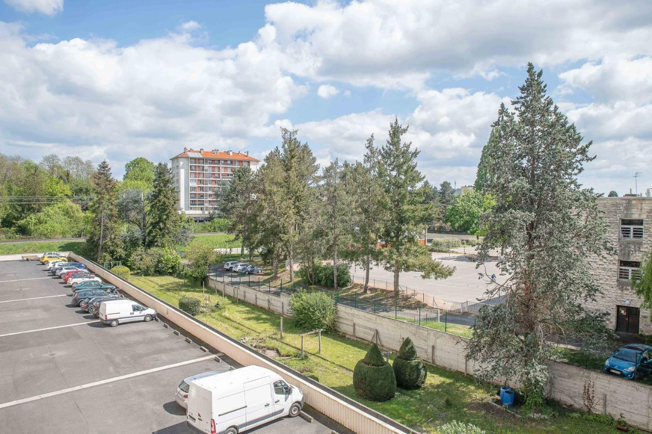 Le Raymond - Appartement Proche Du Centre Sportif, Des Rives De L'Allier Et Du Centre-Ville - Parking Виши Екстериор снимка
