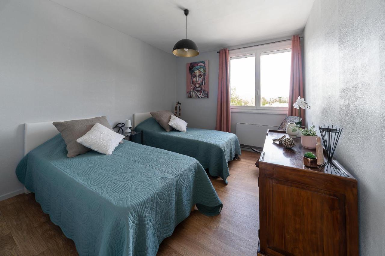 Le Raymond - Appartement Proche Du Centre Sportif, Des Rives De L'Allier Et Du Centre-Ville - Parking Виши Екстериор снимка